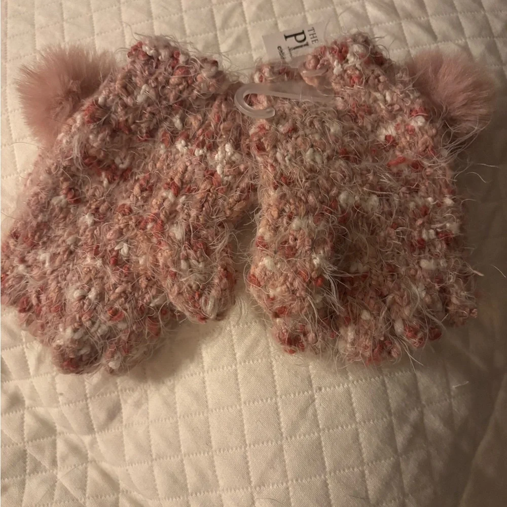 The Children's Place Pink Fuzzy Mittens with Sequin Hearts that reverse to sleep